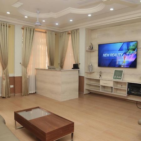 Macoba Luxury Apartments Кумаси Екстериор снимка