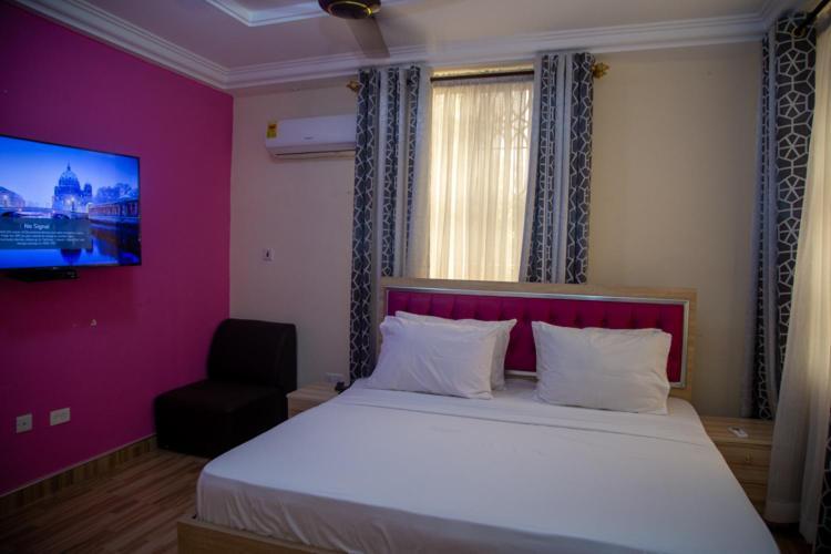 Macoba Luxury Apartments Кумаси Екстериор снимка