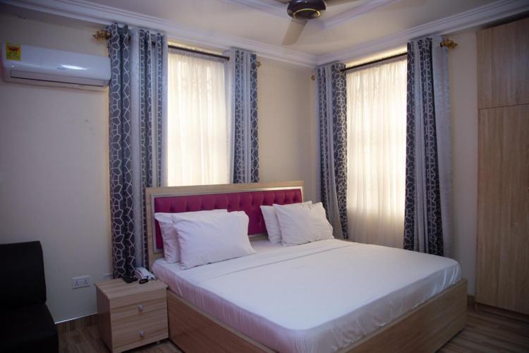 Macoba Luxury Apartments Кумаси Екстериор снимка