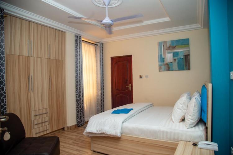Macoba Luxury Apartments Кумаси Екстериор снимка