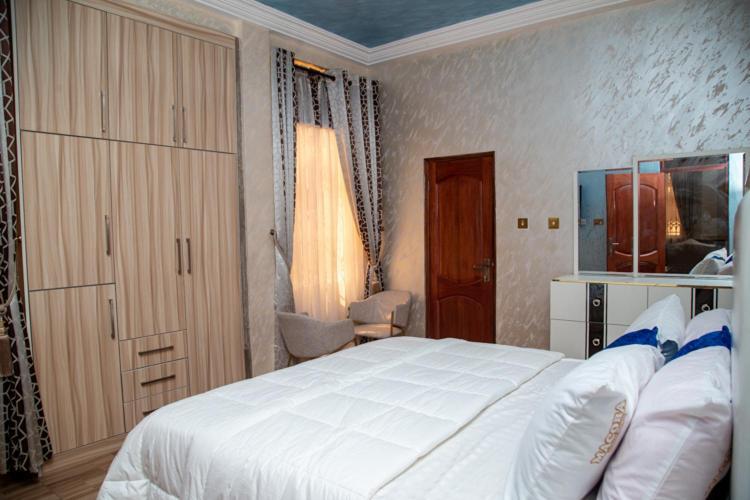 Macoba Luxury Apartments Кумаси Екстериор снимка