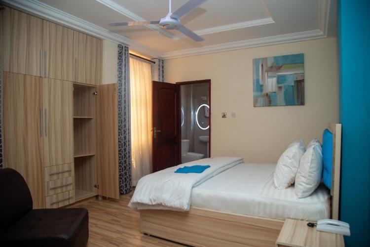 Macoba Luxury Apartments Кумаси Екстериор снимка